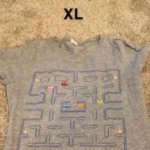 Pacman graphic tshirt